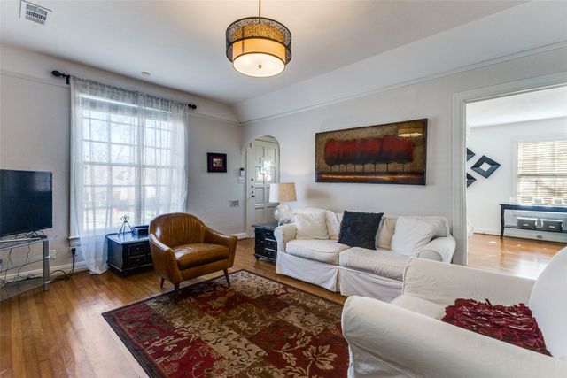 519 Newell Avenue, Dallas, TX 75223