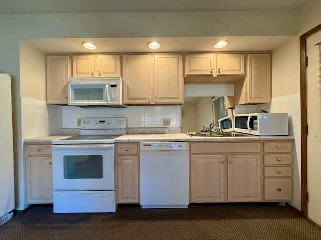 3305 E Turner Drive 3305 E Turner Drive, Springfield, OH 45504