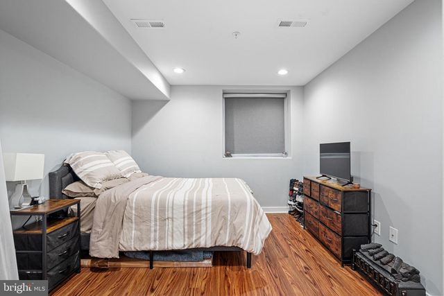 1751 S TAYLOR ST, Philadelphia, PA 19145