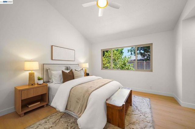 38660 Moore Dr, Fremont, CA 94536