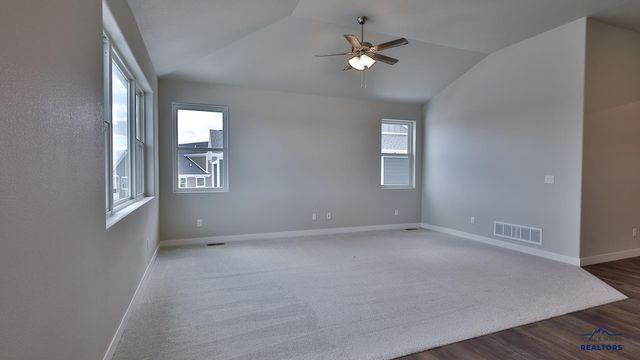 312 ISAAC ST, Rapid City, SD 57703