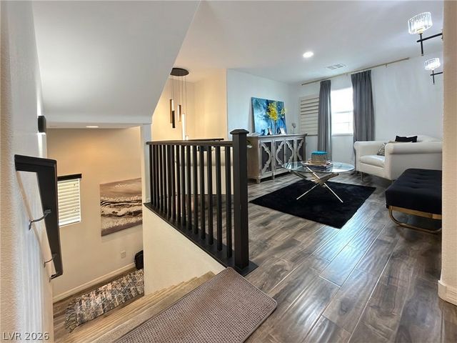 372 Ambitious Street, Henderson, NV 89011