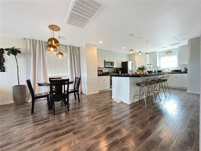 372 Ambitious Street, Henderson, NV 89011
