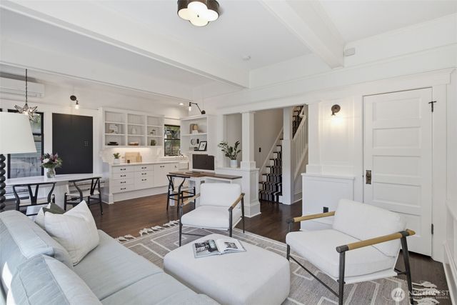 415 Wheeler Street, Seattle, WA 98109