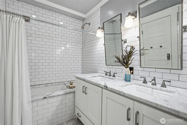 415 Wheeler Street, Seattle, WA 98109