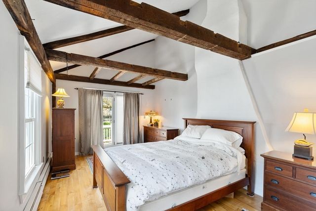 18-20 Front St 3, Beverly, MA 01915