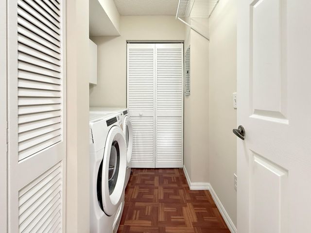 10111 NW 24TH Place 106, Sunrise, FL 33322