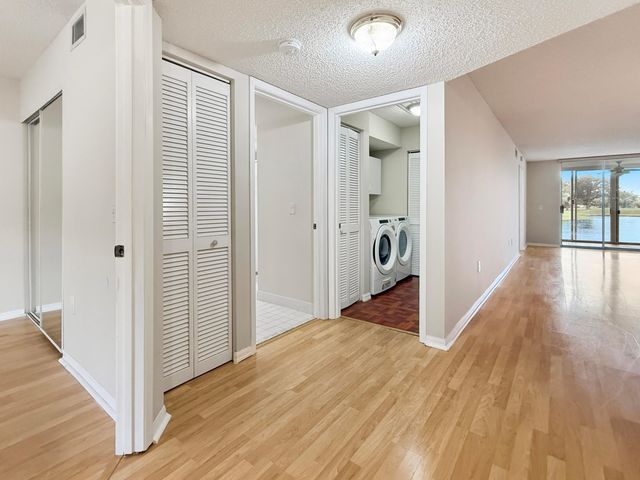 10111 NW 24TH Place 106, Sunrise, FL 33322