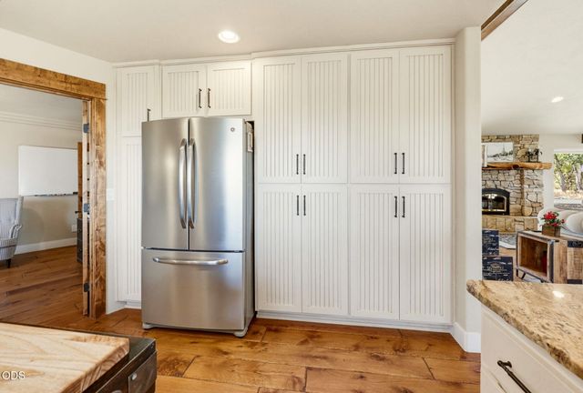 831 Juanita Way, Jacksonville, OR 97530