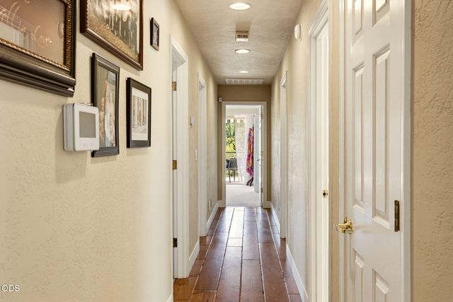 831 Juanita Way, Jacksonville, OR 97530
