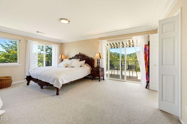 831 Juanita Way, Jacksonville, OR 97530