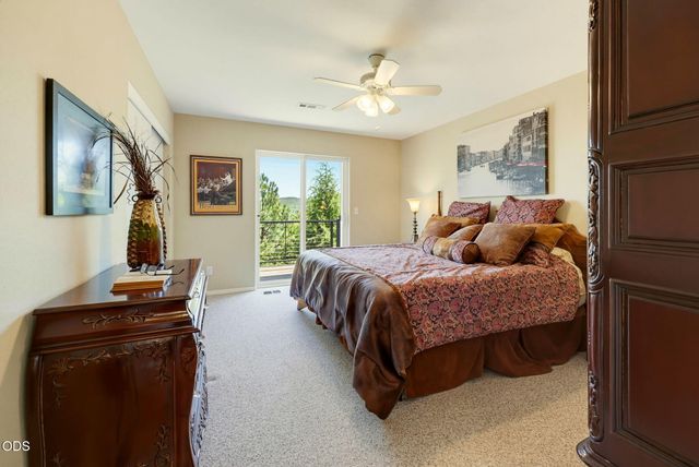 831 Juanita Way, Jacksonville, OR 97530