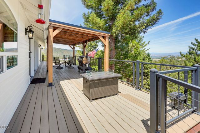 831 Juanita Way, Jacksonville, OR 97530