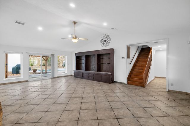 127 Sagewood Drive, Spring, TX 77386