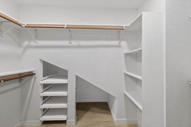 127 Sagewood Drive, Spring, TX 77386