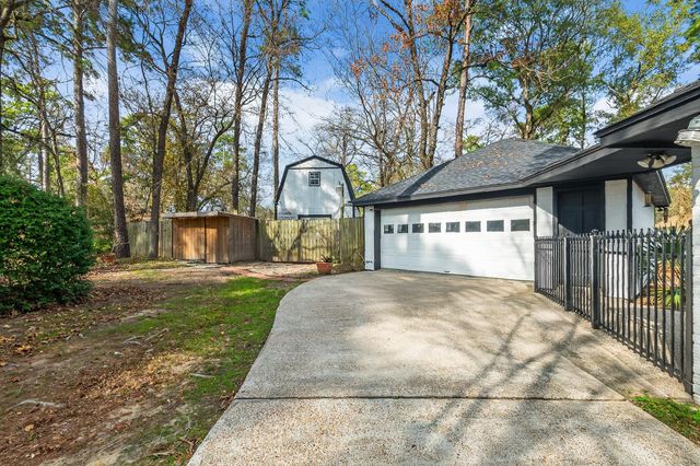 127 Sagewood Drive, Spring, TX 77386