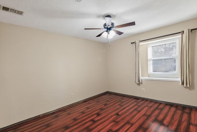 127 Sagewood Drive, Spring, TX 77386