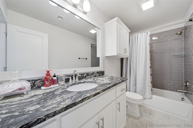 904 W 86th Place, Tulsa, OK 74132