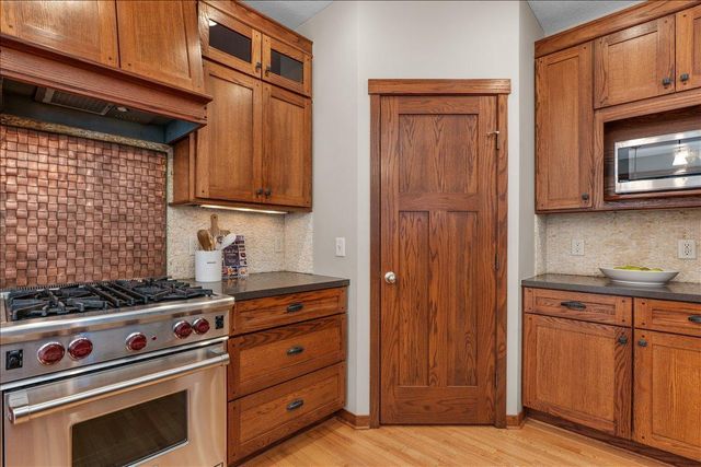 16931 E Lake Drive, Lakeville, MN 55044