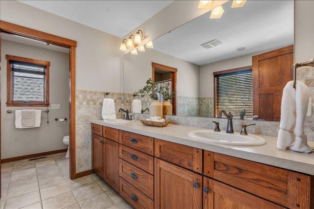 16931 E Lake Drive, Lakeville, MN 55044