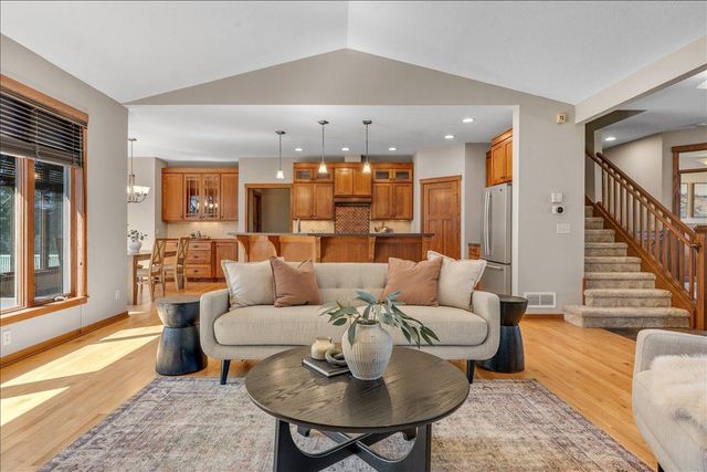 16931 E Lake Drive, Lakeville, MN 55044