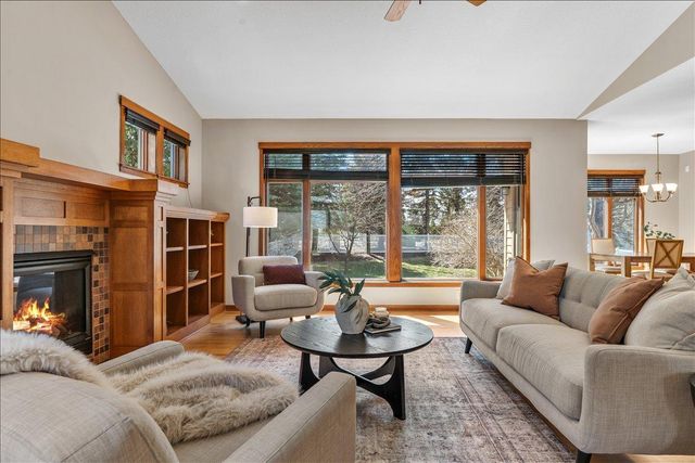 16931 E Lake Drive, Lakeville, MN 55044