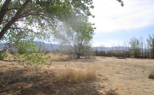 4 MESITA Lane, Los Lunas, NM 87031