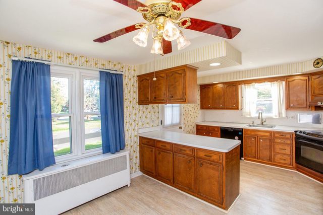 2149 BERGEY RD, Hatfield, PA 19440
