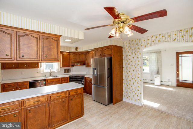 2149 BERGEY RD, Hatfield, PA 19440