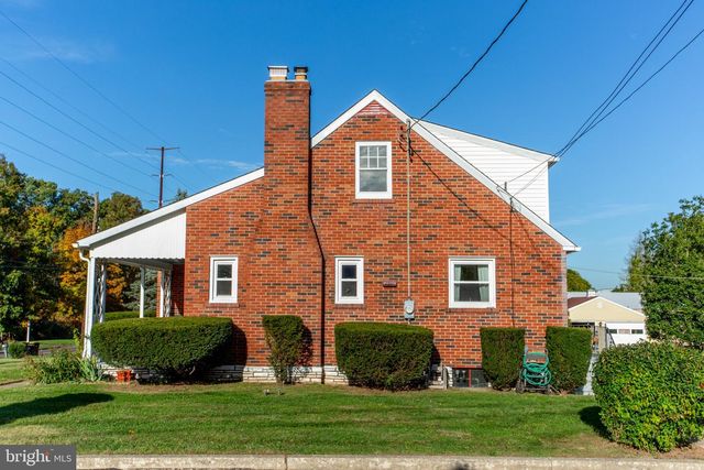 2149 BERGEY RD, Hatfield, PA 19440
