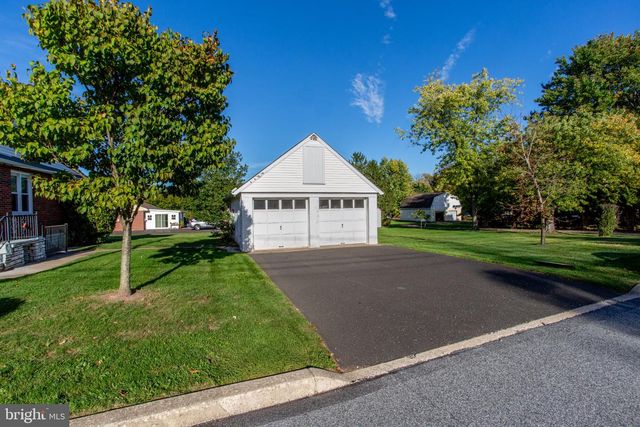 2149 BERGEY RD, Hatfield, PA 19440