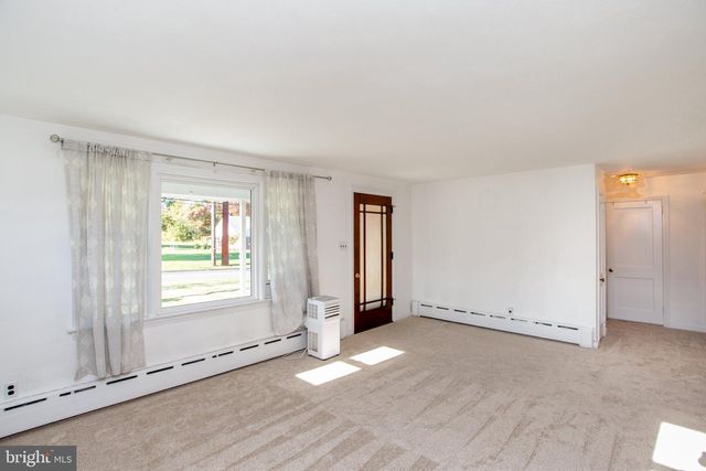 2149 BERGEY RD, Hatfield, PA 19440