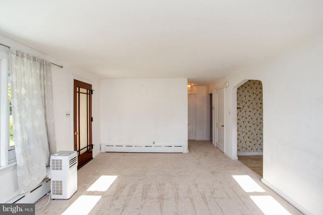 2149 BERGEY RD, Hatfield, PA 19440