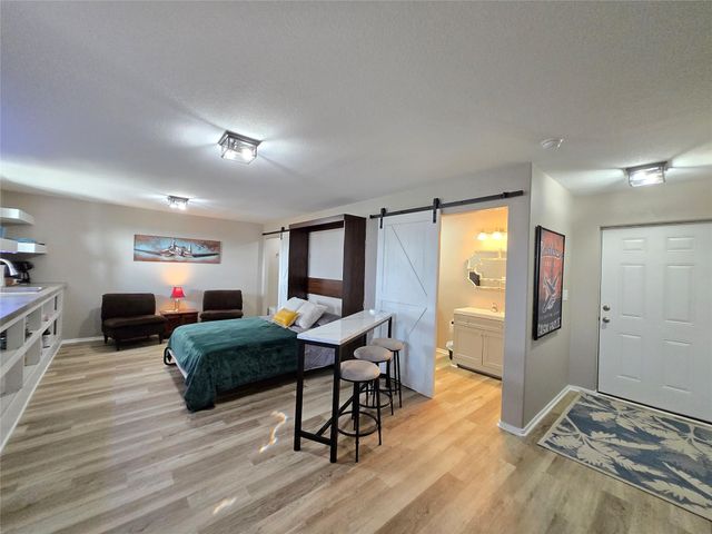 263 Kingfish Lane, Palacios, TX 77465