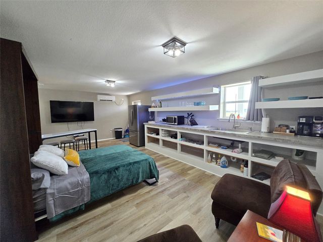 263 Kingfish Lane, Palacios, TX 77465