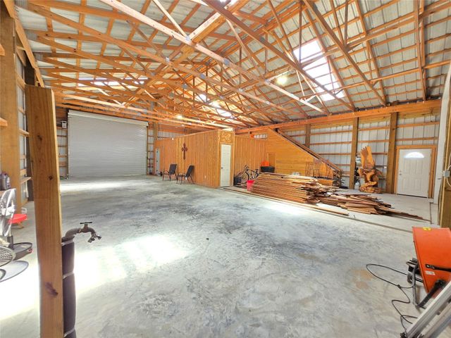 263 Kingfish Lane, Palacios, TX 77465