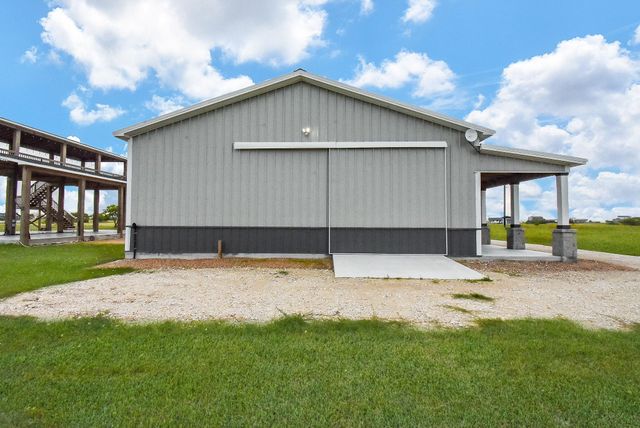 263 Kingfish Lane, Palacios, TX 77465