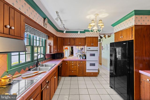 1552 WIDOWS MITE RD, Edgewater, MD 21037