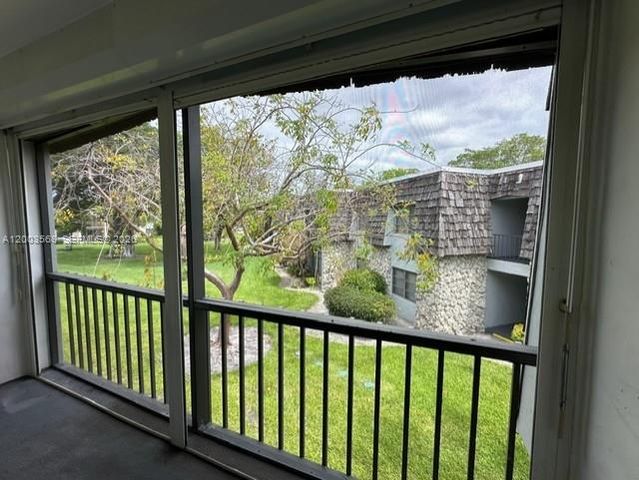 3123 Oakland Shores Dr D212, Oakland Park, FL 33309