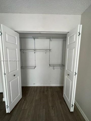 3123 Oakland Shores Dr D212, Oakland Park, FL 33309