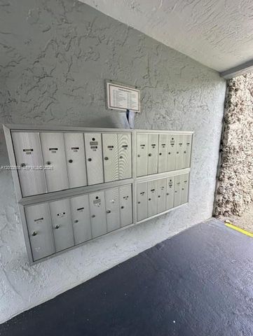 3123 Oakland Shores Dr D212, Oakland Park, FL 33309