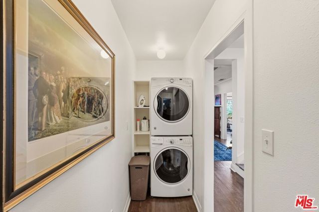 1207 S Orange Drive, Los Angeles, CA 90019