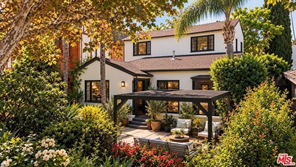 1207 S Orange Drive, Los Angeles, CA 90019