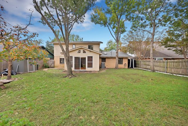 1305 Atlanta Drive, Irving, TX 75062