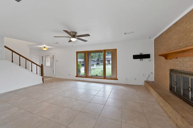 1305 Atlanta Drive, Irving, TX 75062