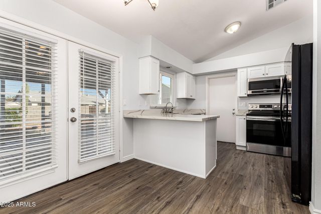 1810 W MISSION Drive, Chandler, AZ 85224