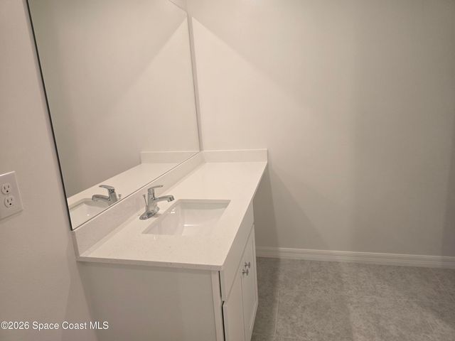 981 SW Richmond Circle SW, Palm Bay, FL 32908