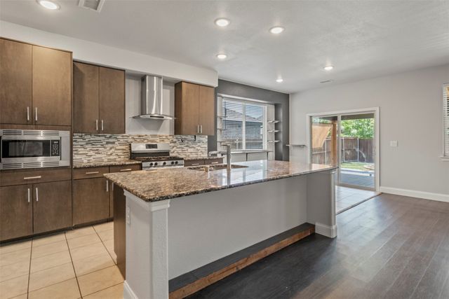 1017 Chatsworth Drive, Anna, TX 75409