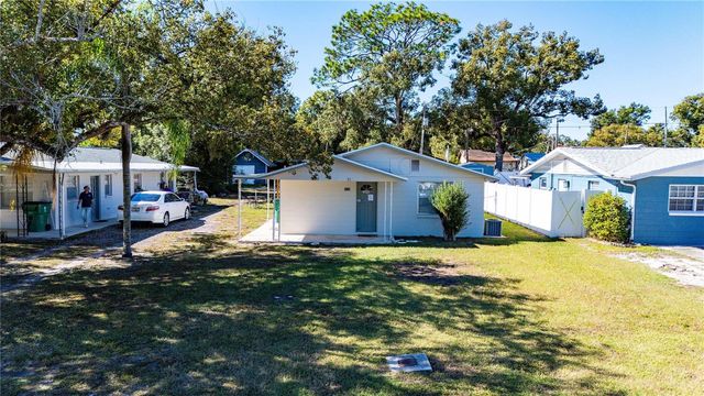 5123 17TH STREET, Zephyrhills, FL 33542