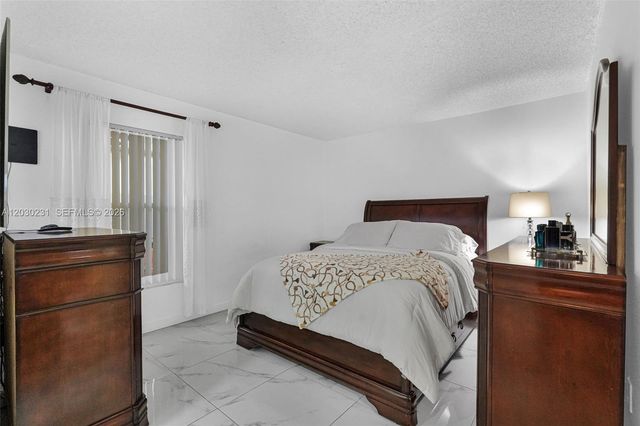 6095 W 18th Ave S107, Hialeah, FL 33012